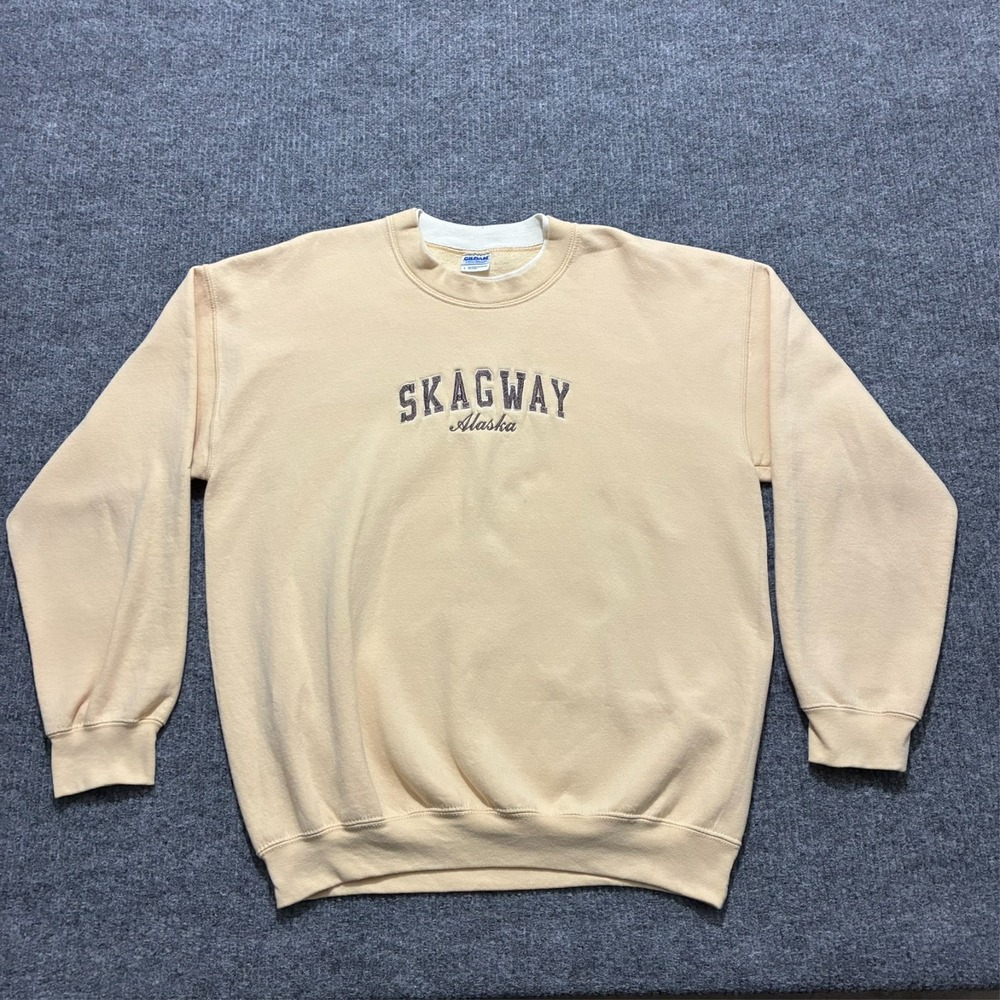 Vintage Skagway Alaska Mens Sweatshirt Size L Beige Fleece Crew Neck Long Sleeve